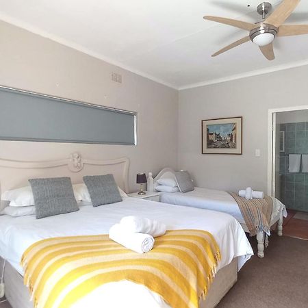 Koo Karoo Guest Lodge And Self Catering Монтегю Екстер'єр фото