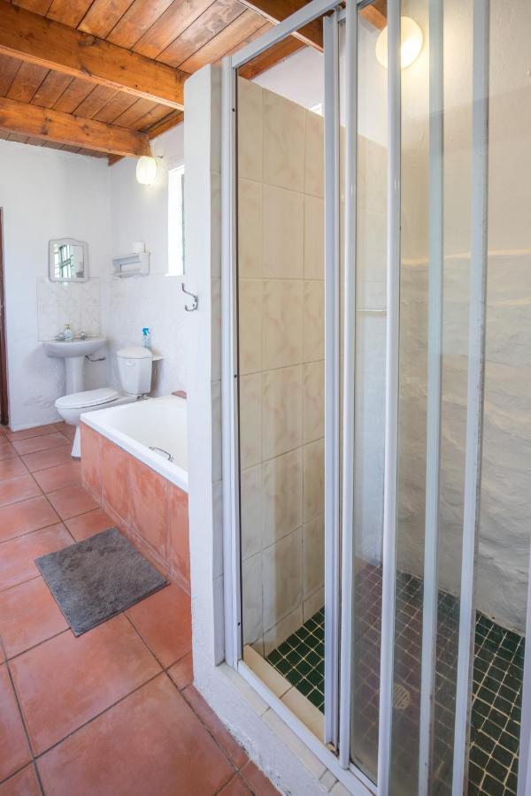 Koo Karoo Guest Lodge And Self Catering Монтегю Екстер'єр фото