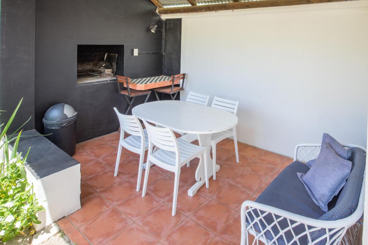 Koo Karoo Guest Lodge And Self Catering Монтегю Екстер'єр фото