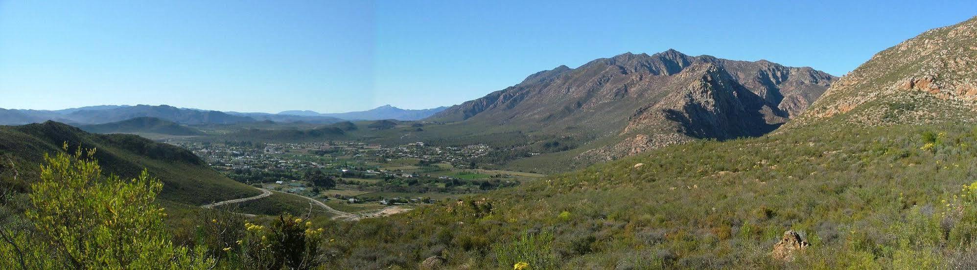 Koo Karoo Guest Lodge And Self Catering Монтегю Екстер'єр фото